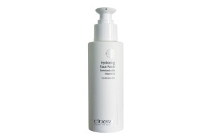 Hydrating Face Wash Enriched with Vitamin E for all skin types 150ml